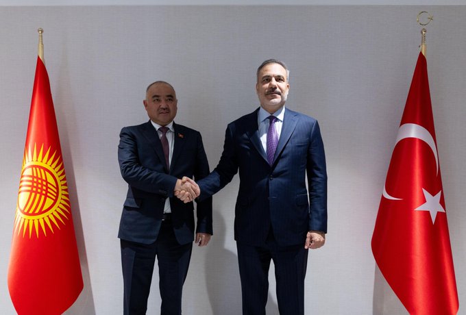 Bakan Fidan Kırgız Meclis Başkanı ile Görüştü