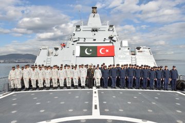 PNS Khaibar'ın Eğitimleri Tamamlandı