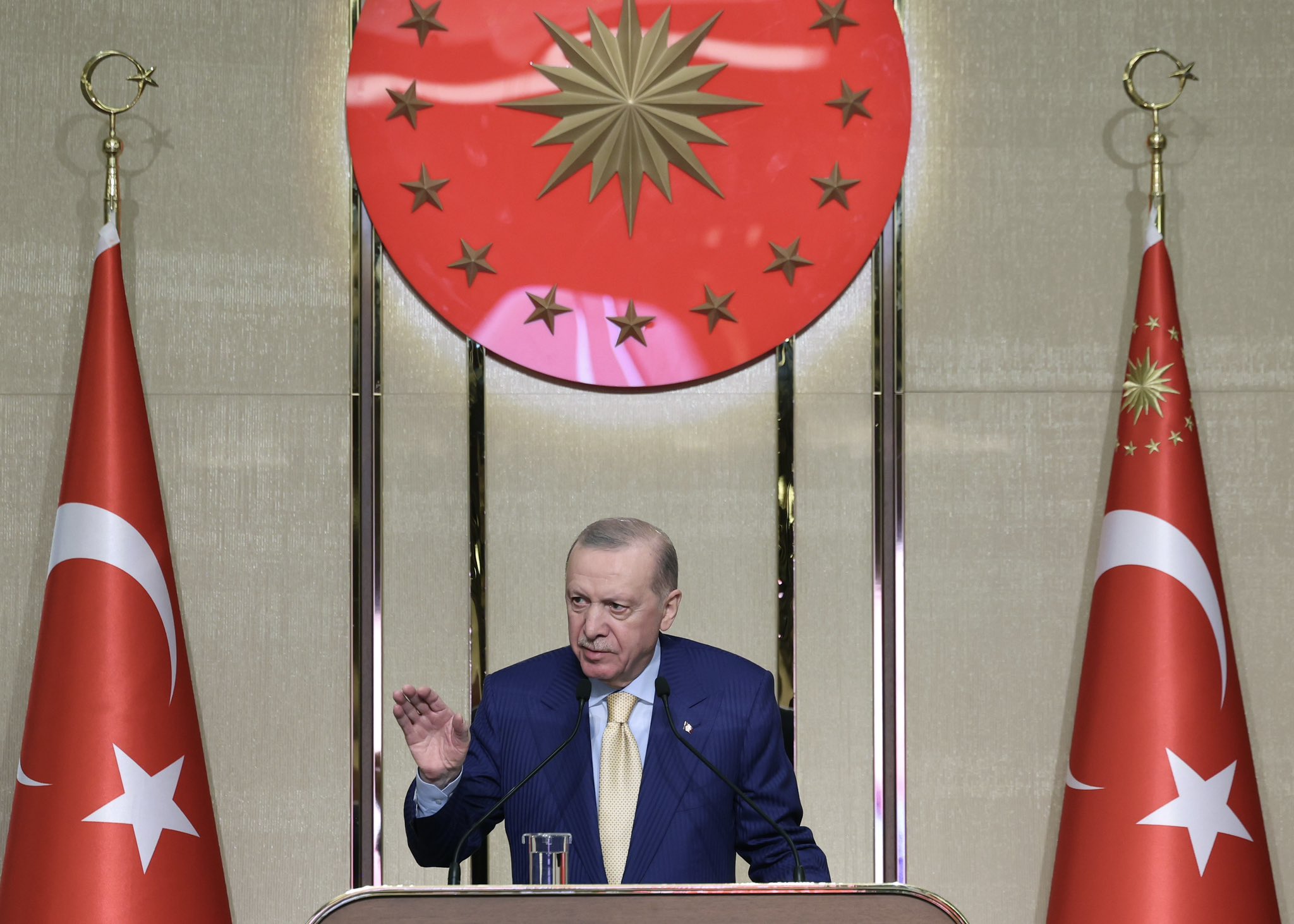 İşçi ve Memur Şartları İyileştirilecek