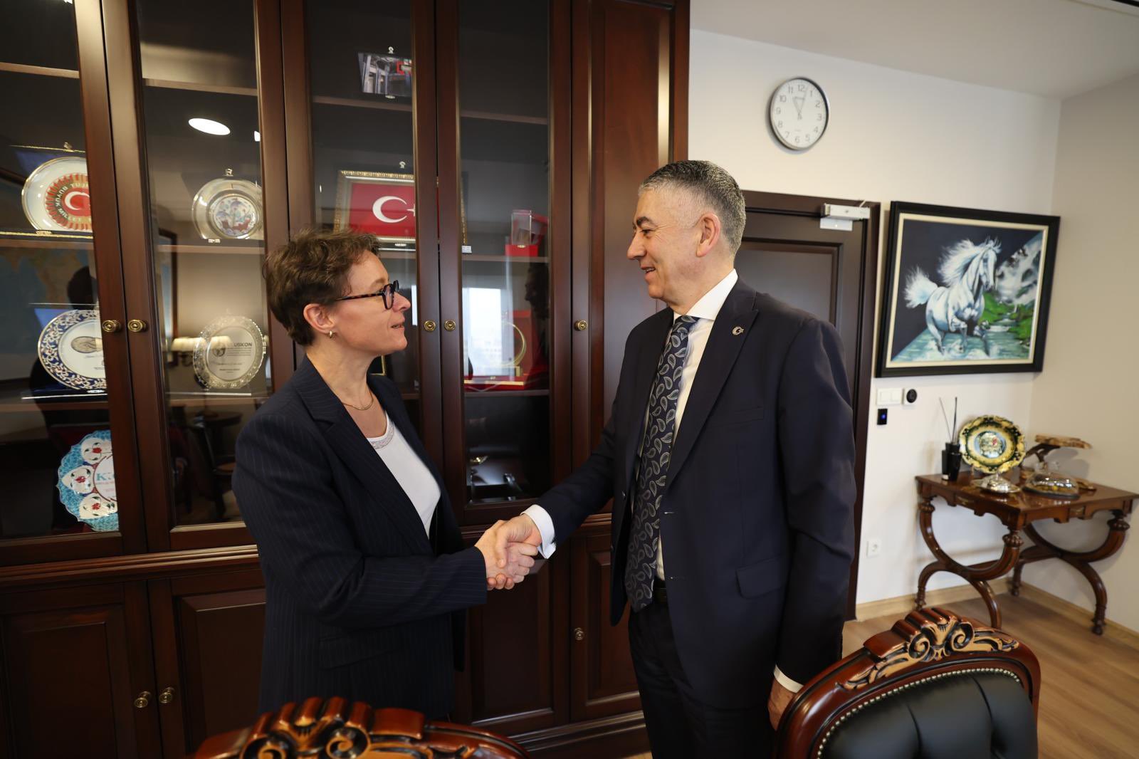 Bakan Yardımcısı'ndan Büyükelçi Ziyareti