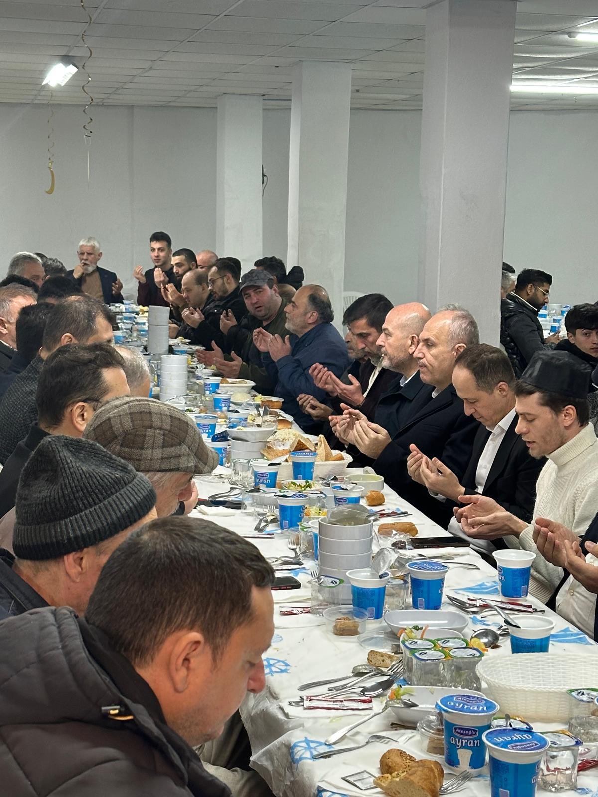 İftar Programında Bir Araya Gelindi