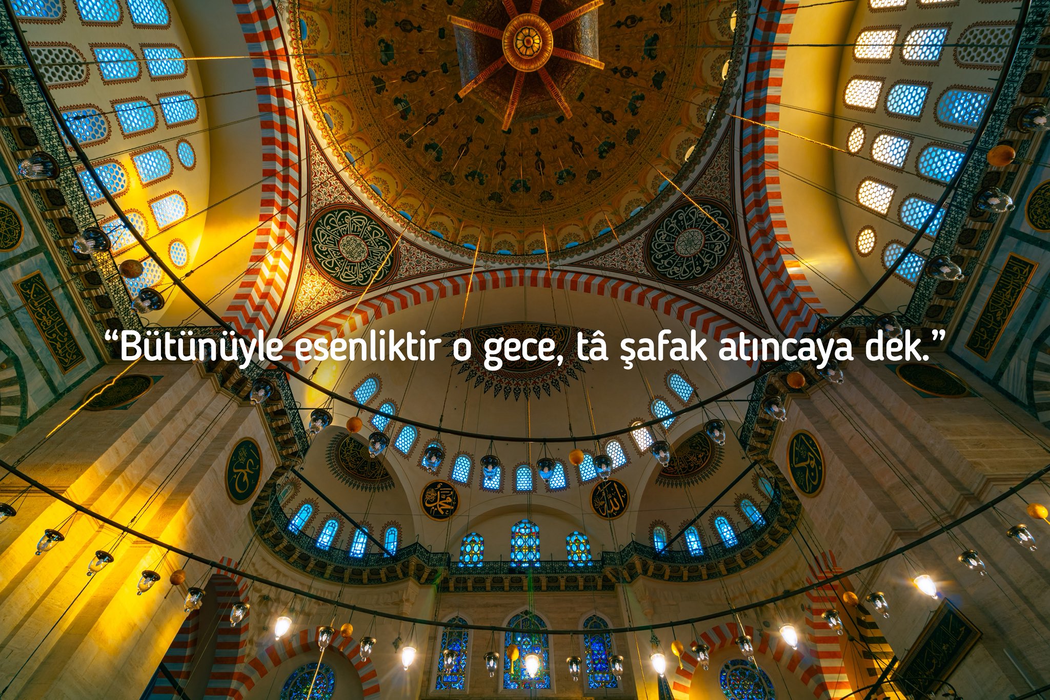 Kadir Gecesi Kutlanıyor