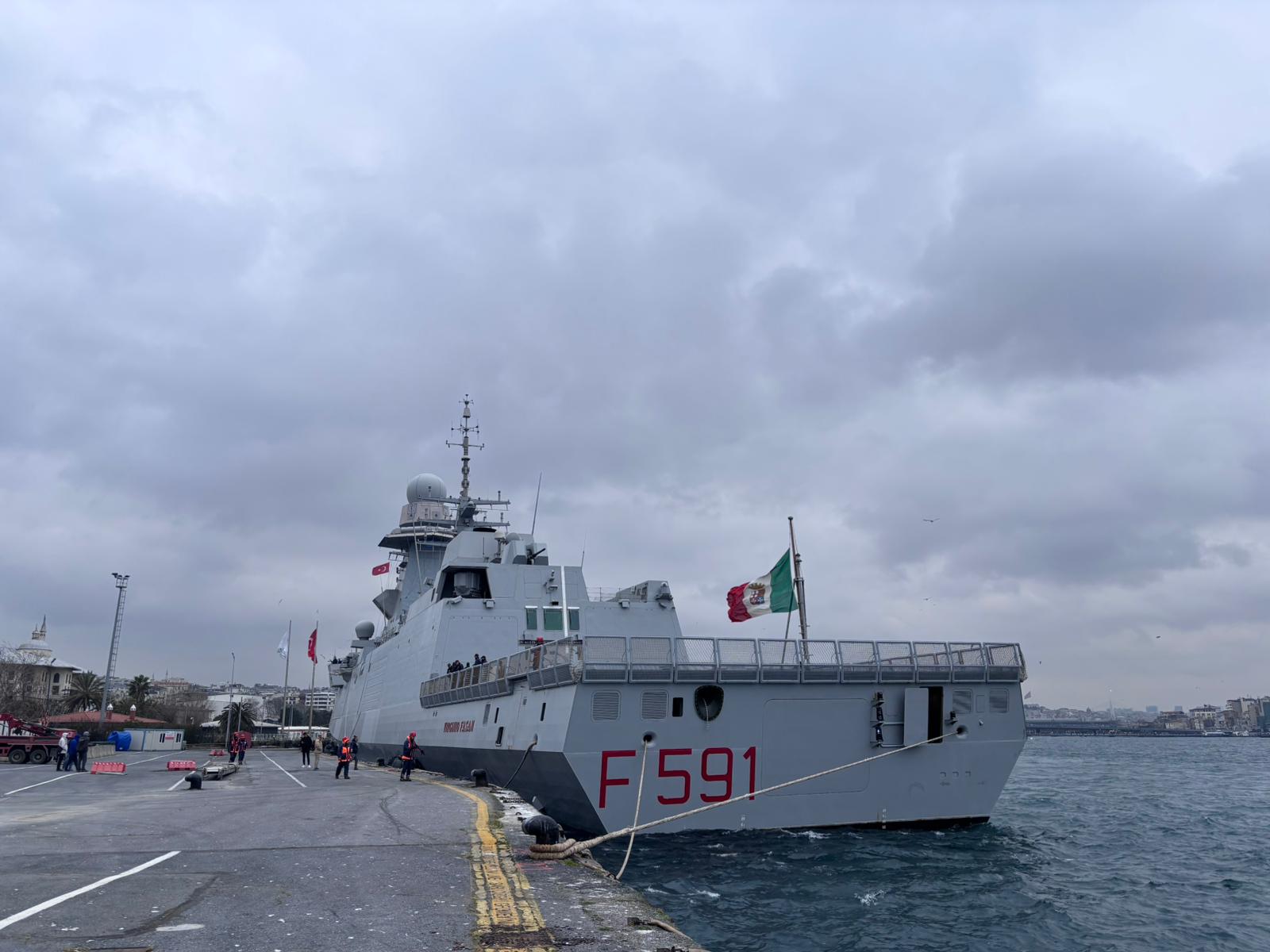 NATO Fırkateyni İstanbul'a Ziyaret Gerçekleştirdi