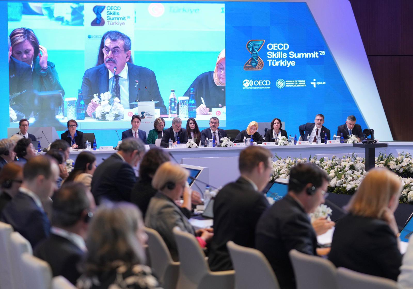 OECD Beceriler Zirvesi'nde Eğitim Bakanı Tekin konuştu