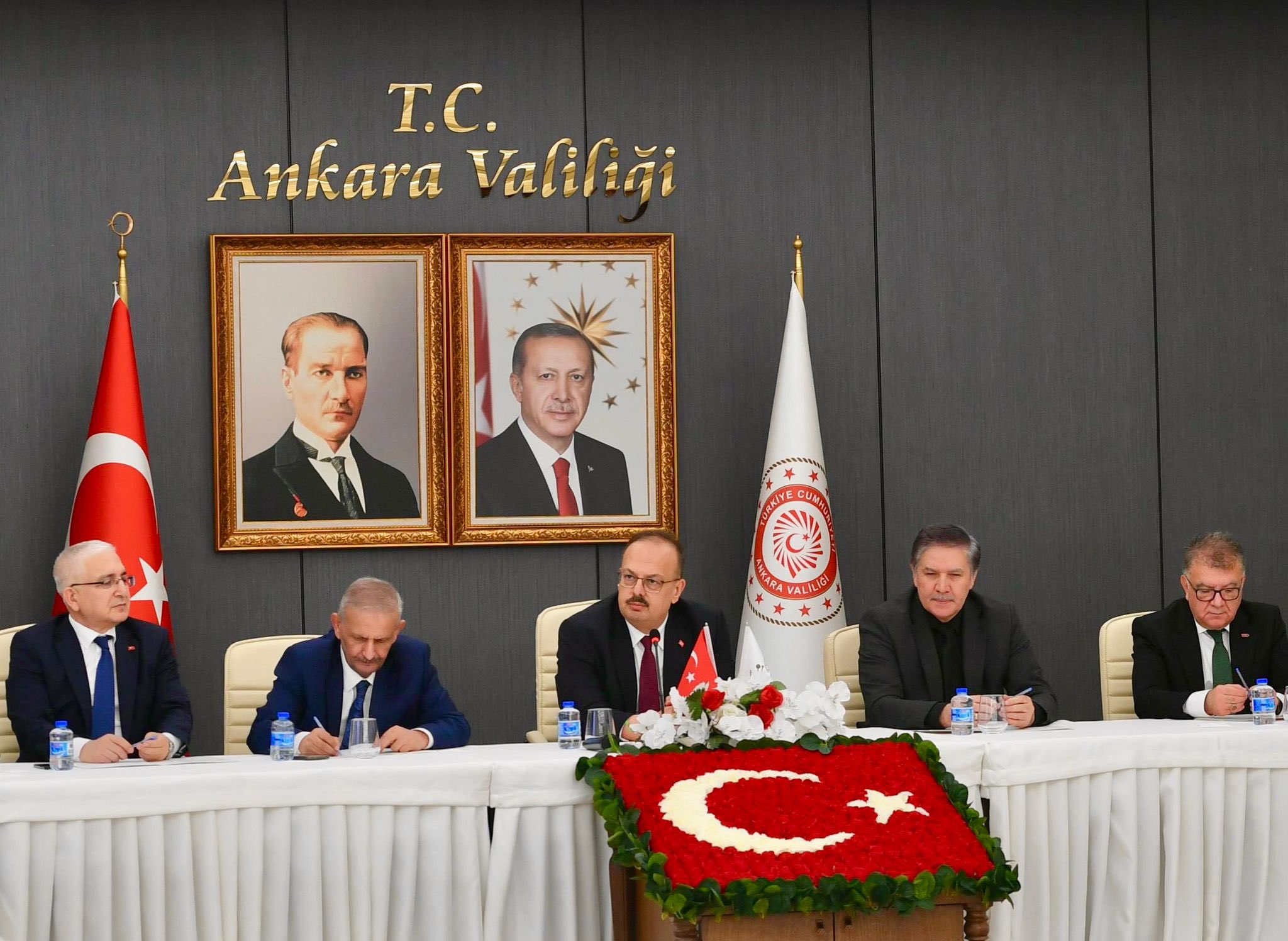 Ankara'da Kamu Hizmetleri İçin Değerlendirme Toplantısı Yapıldı