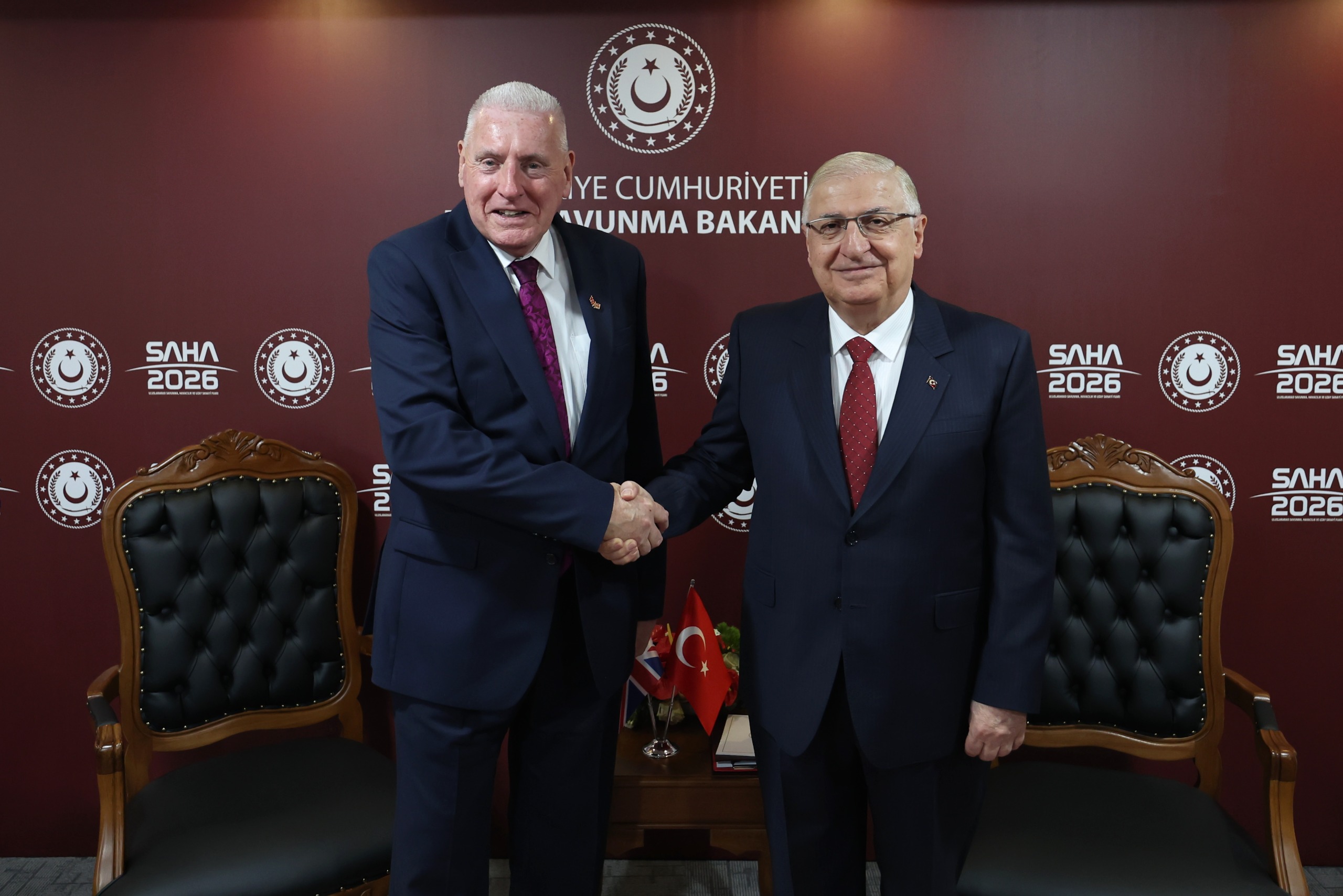 Yaşar Güler, SAHA 2026 Fuarı'nda Görüşmelere Devam Ediyor