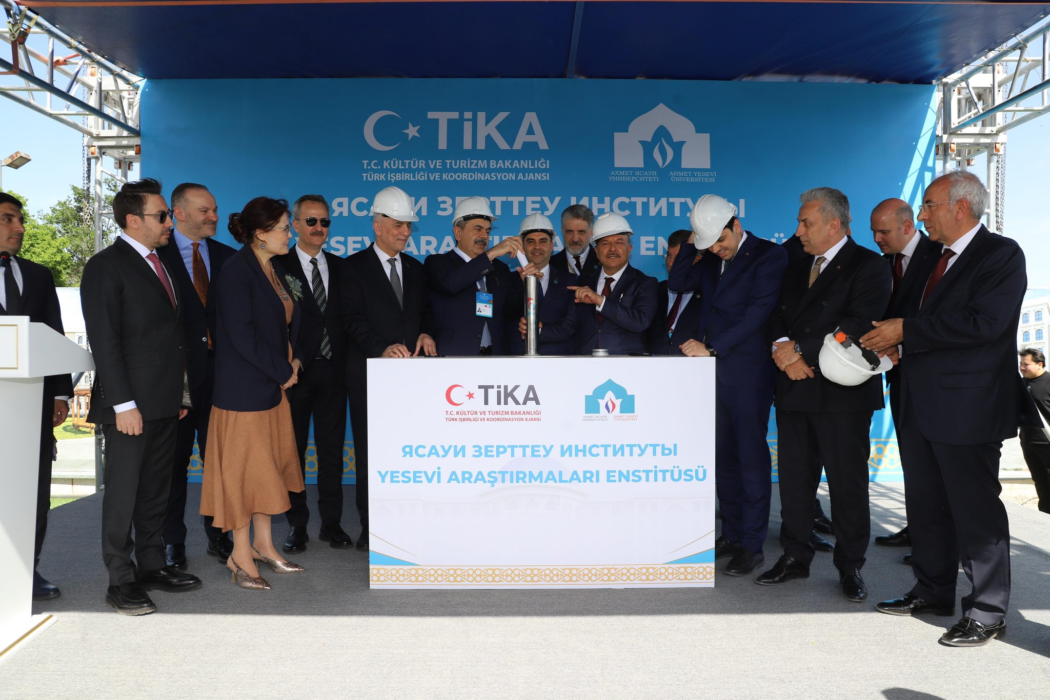 Yesevi Araştırmaları Enstitüsü'nün Temeli Kazakistan'da Atıldı