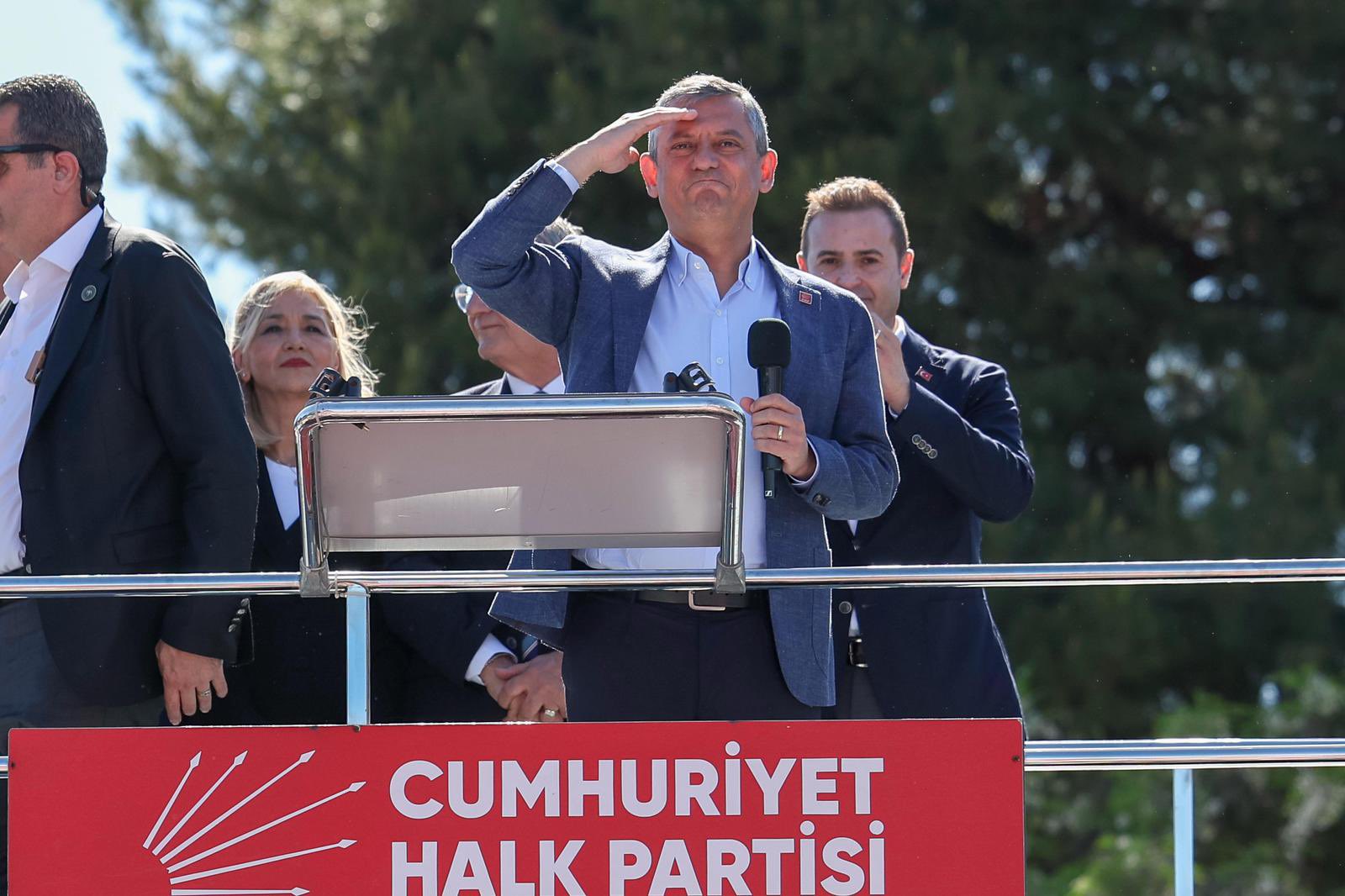 Güç yürüyüşü devam ediyor mesajı verildi