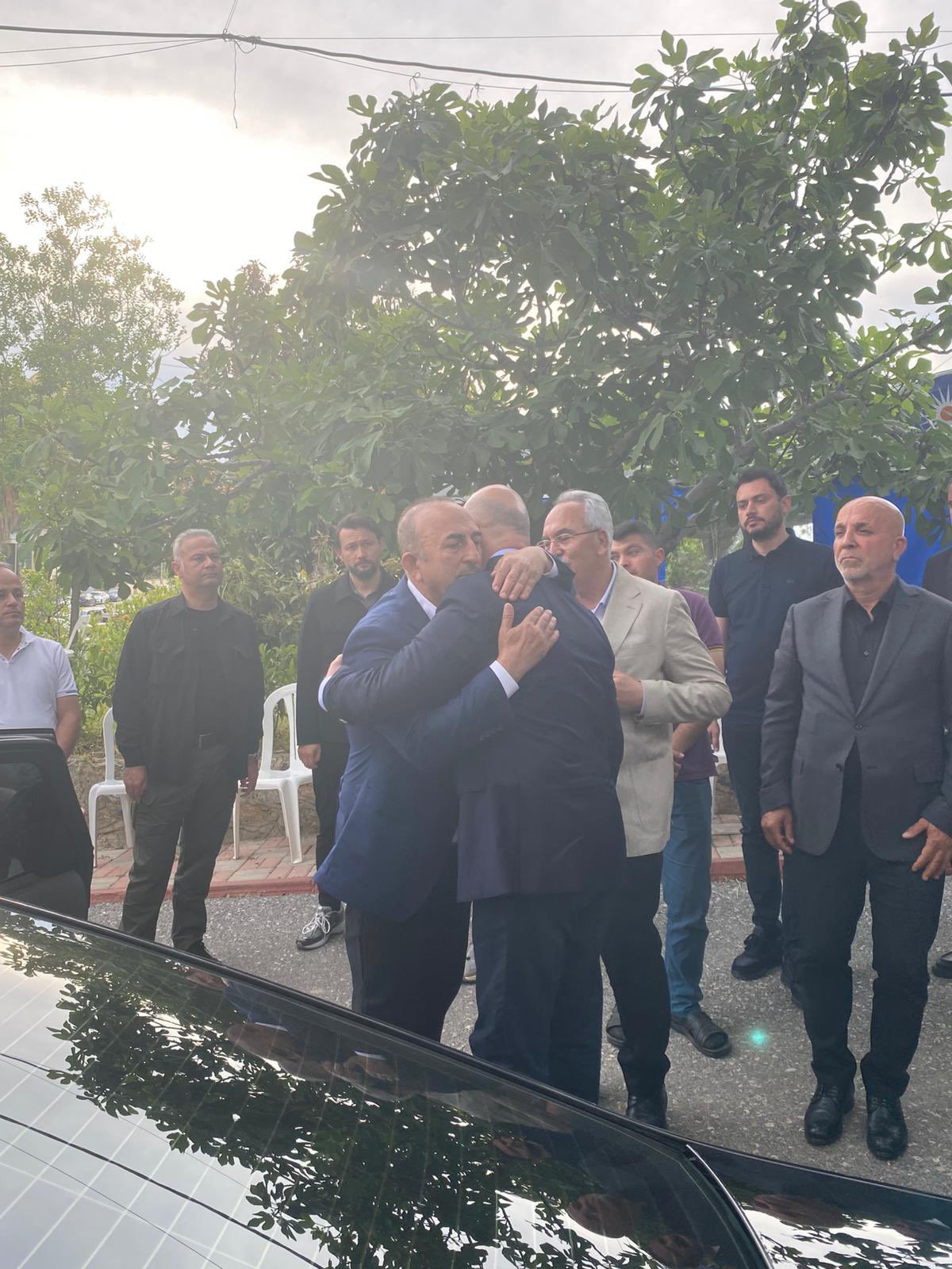 Mevlüt Çavuşoğlu'nun kardeşi için taziye ziyareti