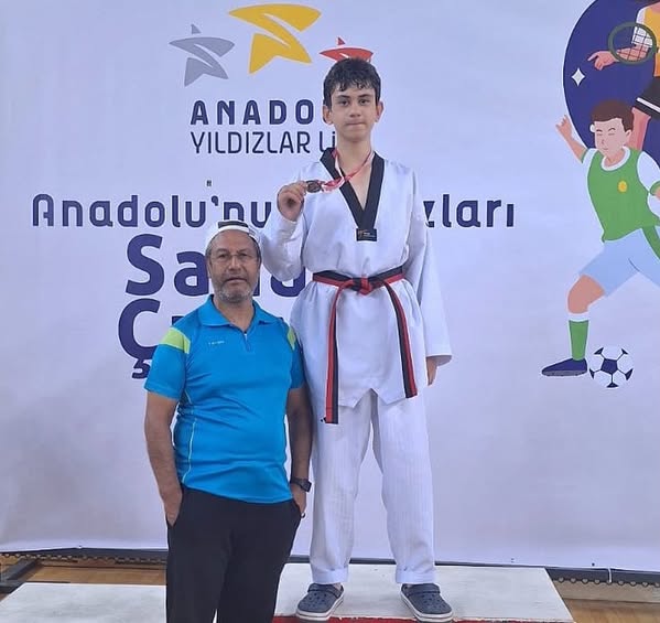 Afyonkarahisar'dan Anadolu Yıldızlar Ligi'nde Taekwondo Gümüşü