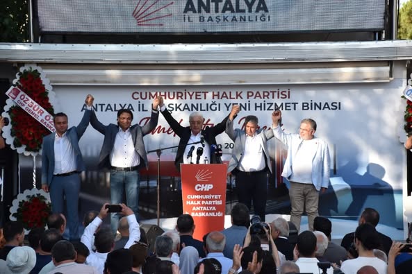 CHP Afyonkarahisar'a Yeni Parti Binası Müjdesi