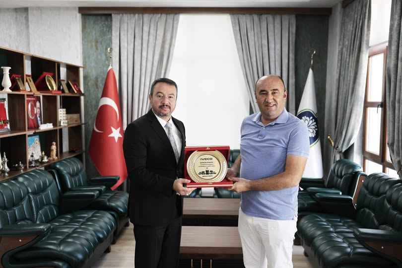 Sandıklı Belediyesi ve Denizli Iveco Bayii Şahinler Otomotiv Arasındaki İş Birliği Ziyareti