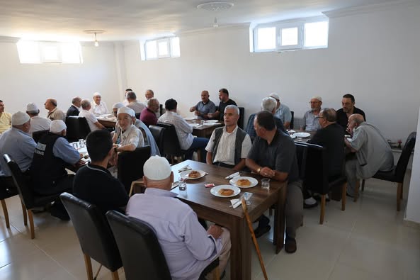 Sandıklı'da Aşure Günü Coşkusu: Başkan Öztaş Katıldı