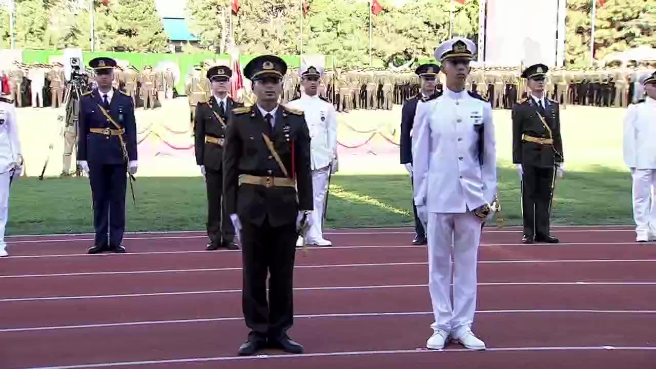 MSÜ Harp Okulları Diploma Alma ve Sancak Devir Teslim Töreni