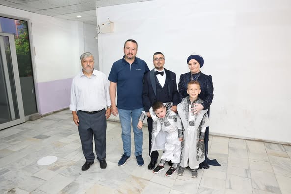 Sandıklı Belediye Başkanı Öztaş, Hemşehrileriyle Sevinçleri Paylaştı