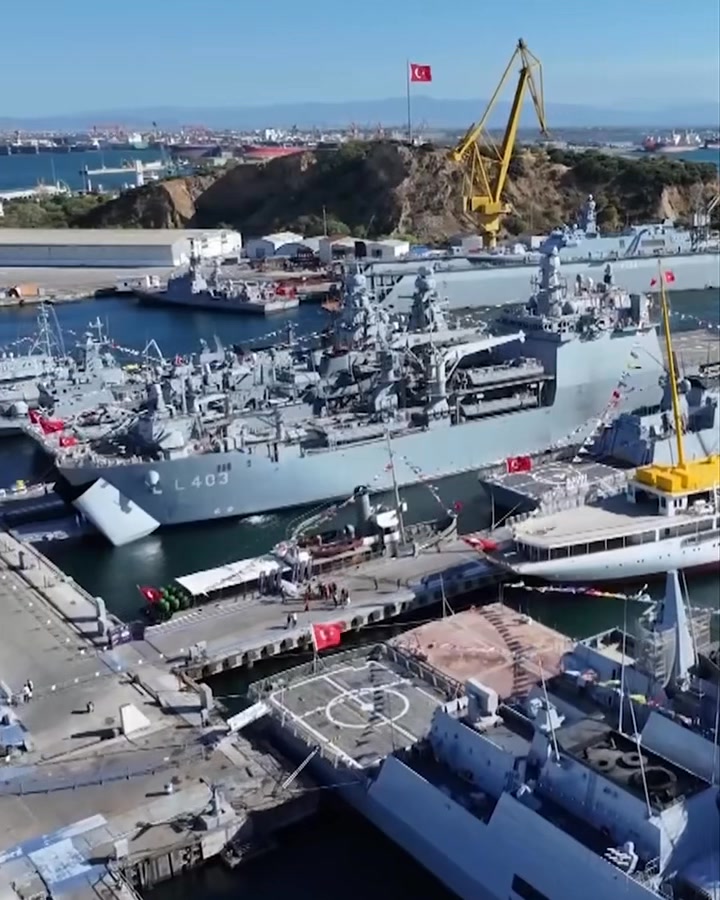 ???? #TEKNOFEST Mavi Vatan’ın açılışını, Cumhurbaşkanımız Sayın Recep Tayyip Erdoğan ve Saygıdeğer Emine Erdoğan’ın teşrifleriyle, ...