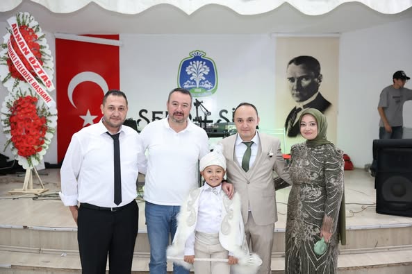 Sandıklı'da Sünnet ve Nikah Şenlikleri: Başkan Öztaş Mutluluğa Ortak Oldu
