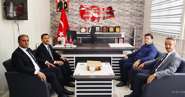 Bolvadin'den Eğitime Destek: Başkan Aynacı, Yeni MEB Müdürü'nü Ziyaret Etti