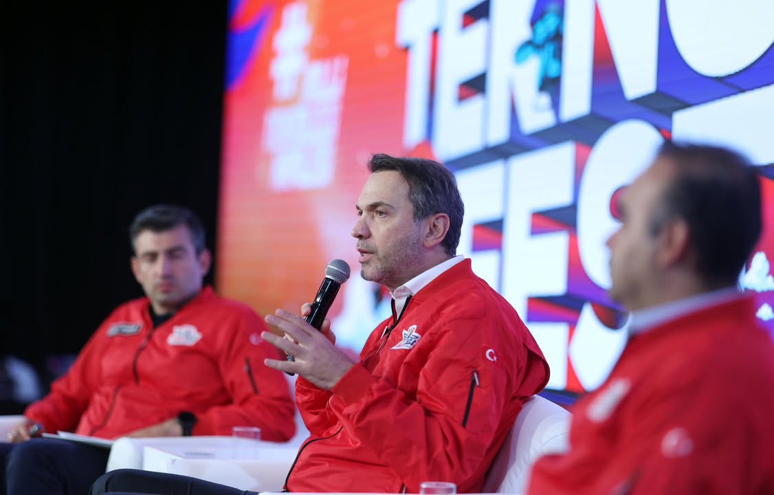 Photos from Alparslan Bayraktar's post