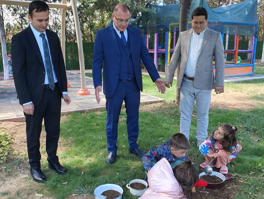 Bolvadin'de Çocuk Bakımevine Protokol Ziyareti