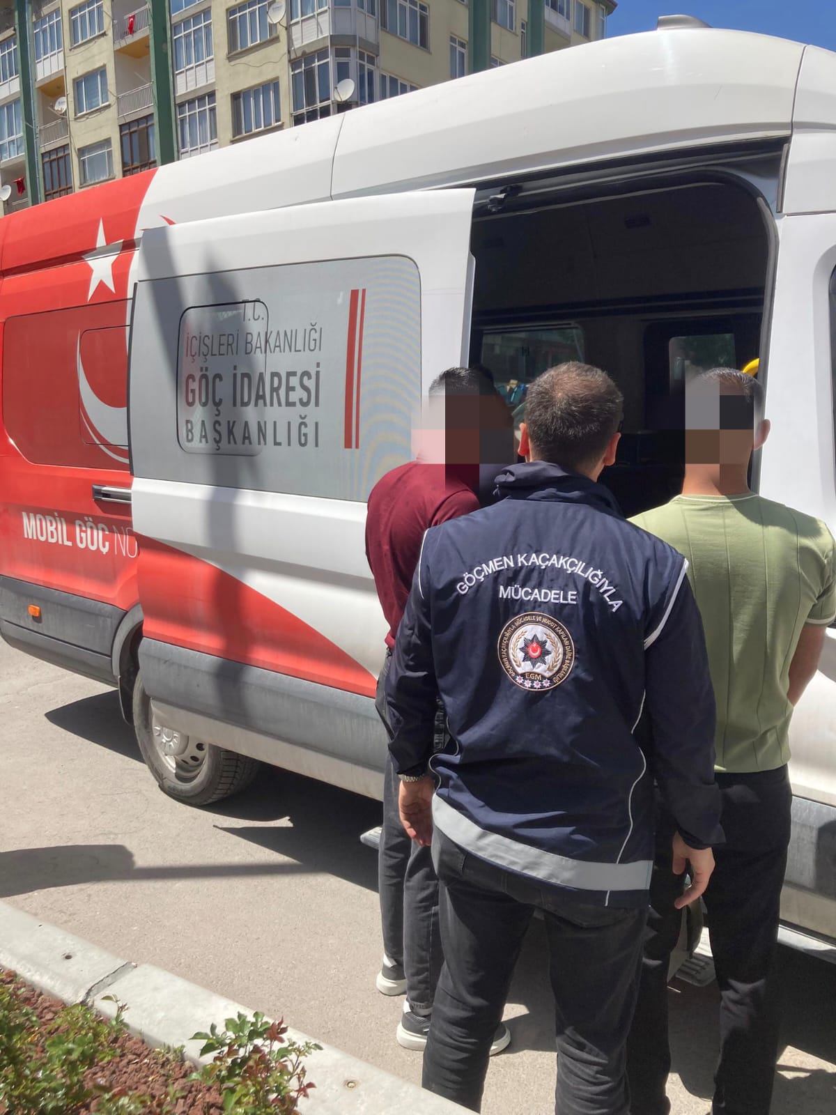 Afyonkarahisar’da Göçmen Kaçakçılığına Geçit Yok