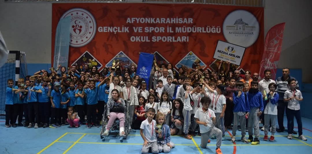 Minikler Satranç Turnuvası Çiğiltepe Spor Salonu’nda Gerçekleştirildi