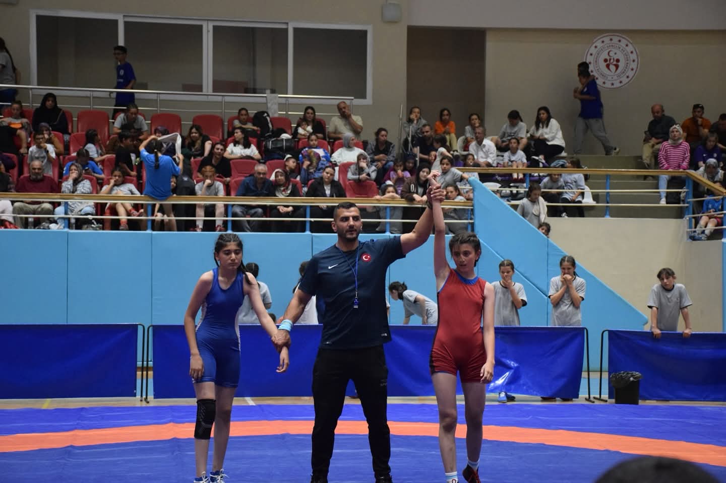 Afyonkarahisar Güreş İl Birinciliği Sona Erdi: Türkiye Şampiyonası İçin Geri Sayım Başladı