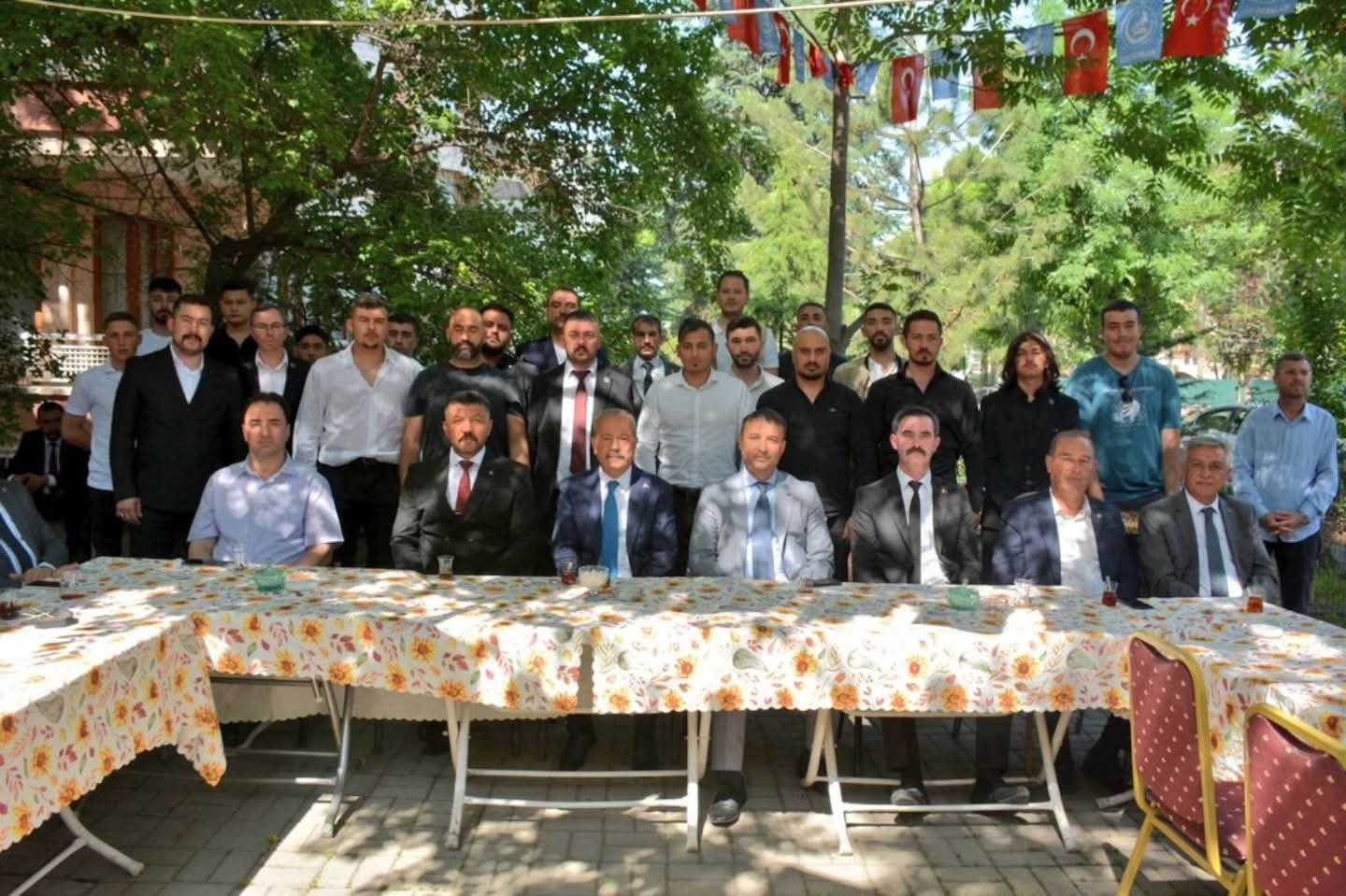 Ülkü Ocakları Afyonkarahisar İl Başkanlığı’nda Bayramlaşma Programı