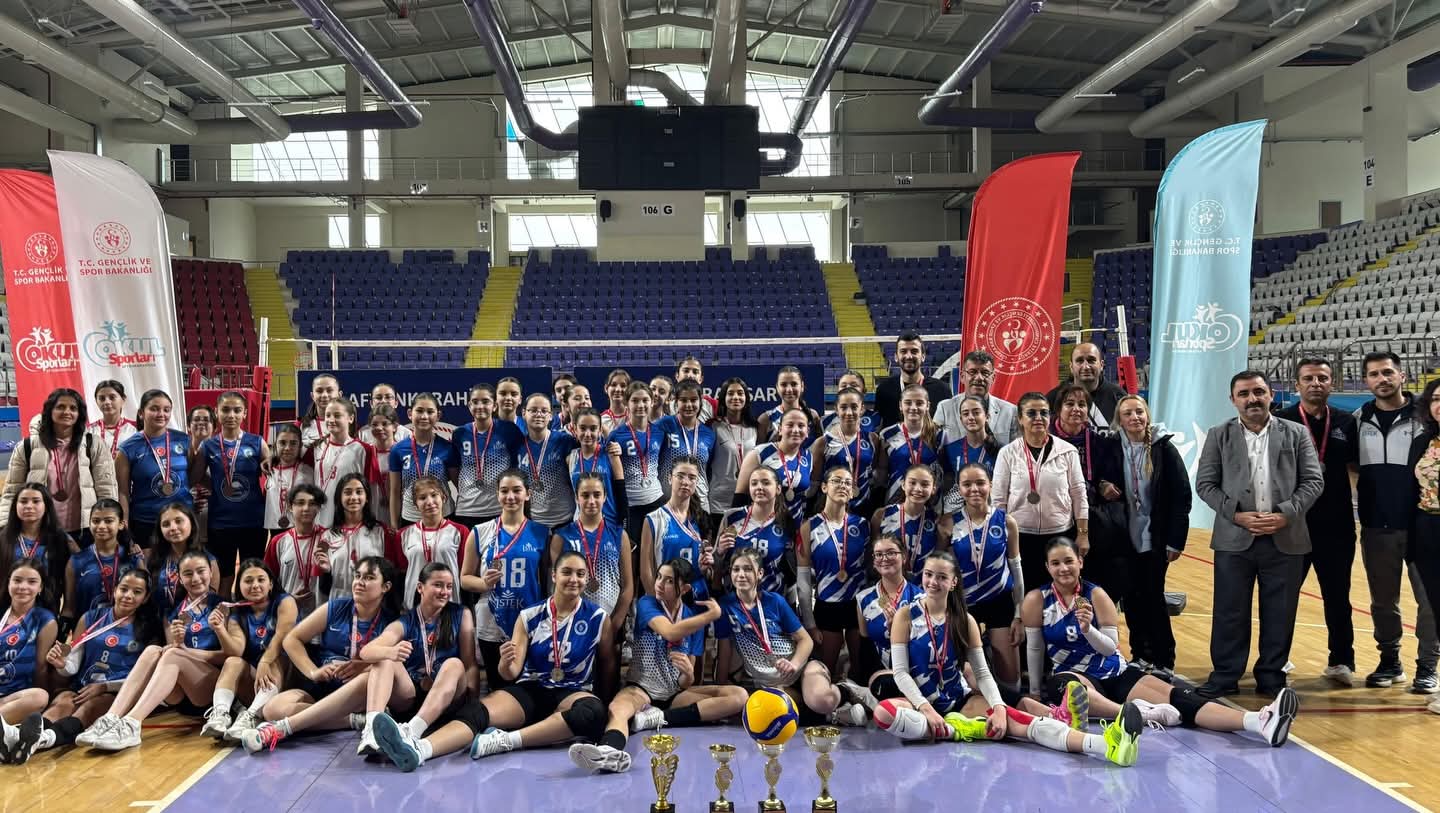 Okul Sporları Yıldız Kızlar Voleybol Müsabakaları Heyecanla Tamamlandı - 1