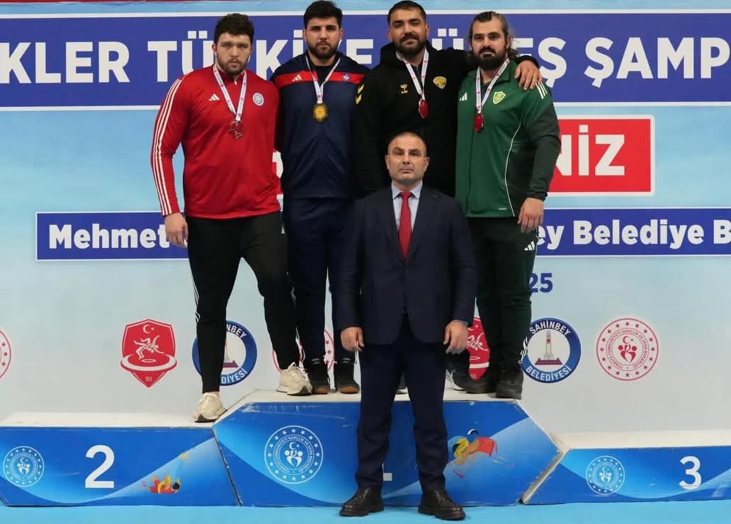 Grekoromen Güreş 130 Kg’da Fatih Bozkurt’tan Altın Madalya - 1