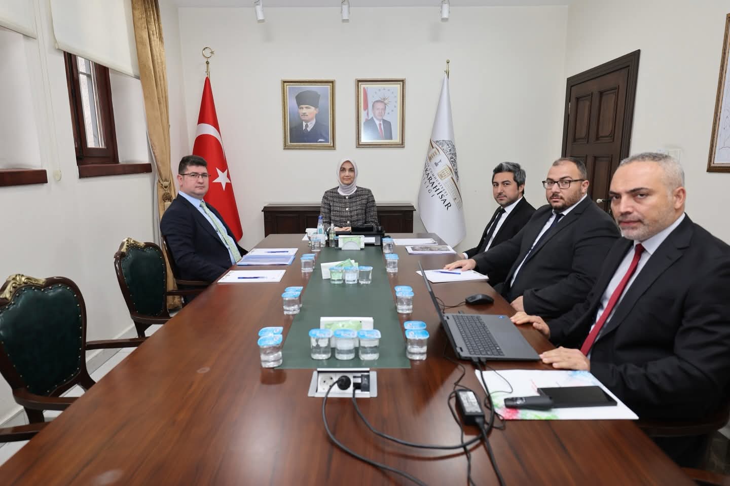 Afyonkarahisar İlçelerinin Sosyo-Ekonomik Gelişimi Değerlendirildi - 1