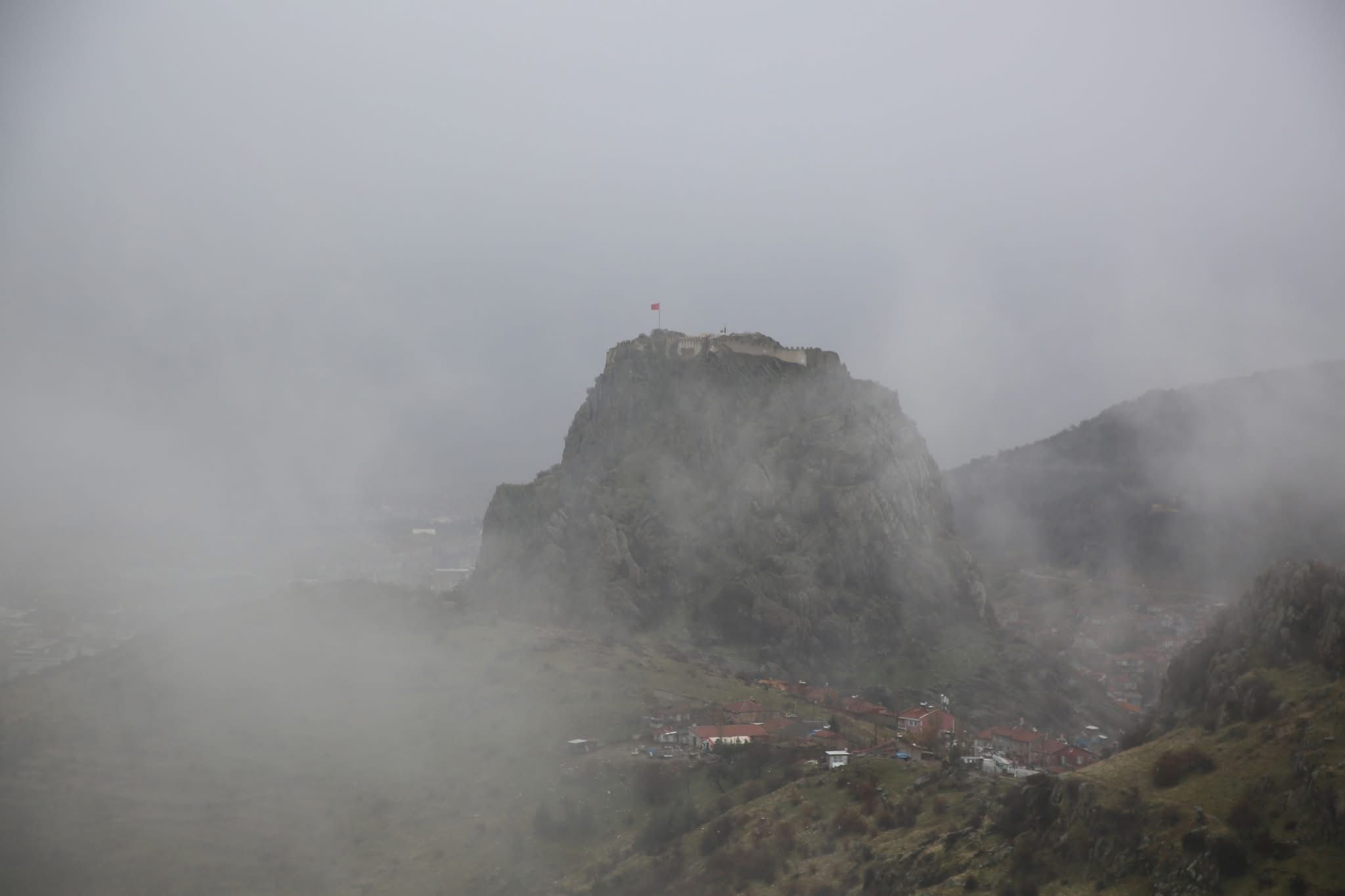 Sislerde Kayıp Bir Masal - 1