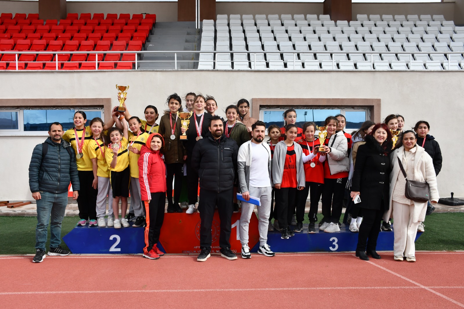 Okul Sporları Atletizm İl Birinciliği Afyonkarahisar’da Tamamlandı - 1