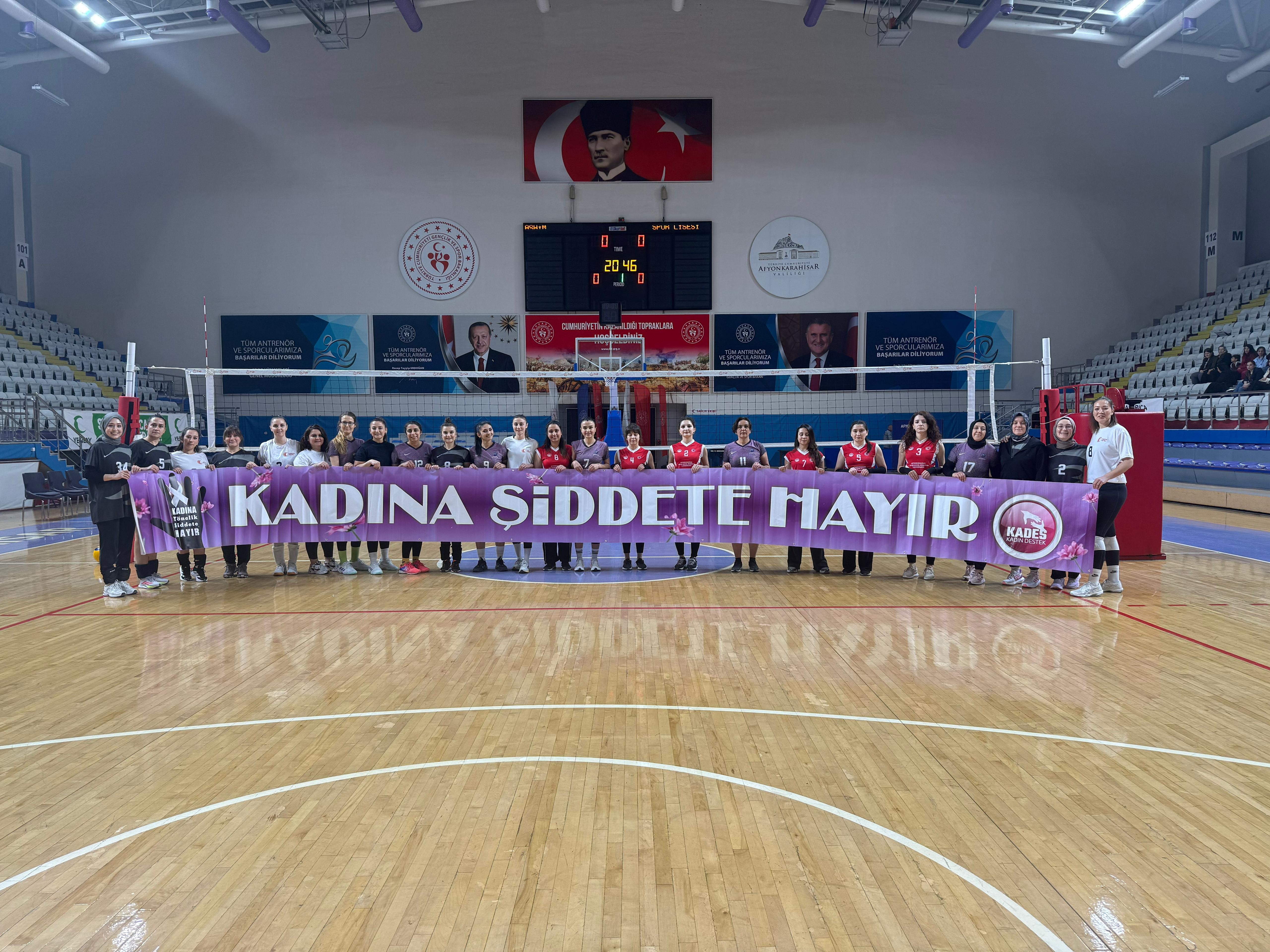 8 Mart Dünya Kadınlar Günü Voleybol Müsabakaları Tamamlandı - 1