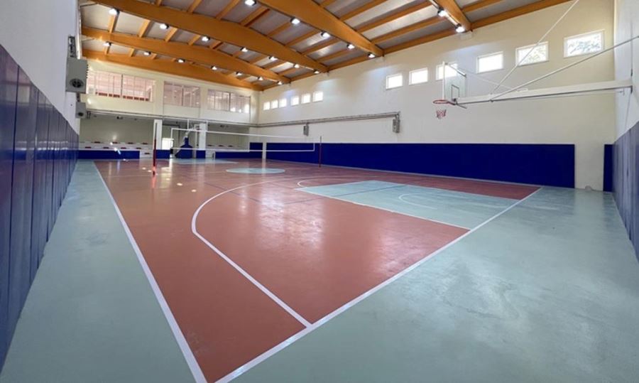 Erkmen’de spor salonu hizmete açıldı