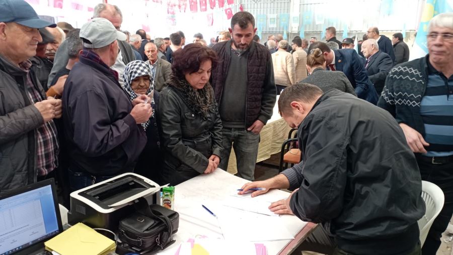 Başkan Toker güven tazeledi