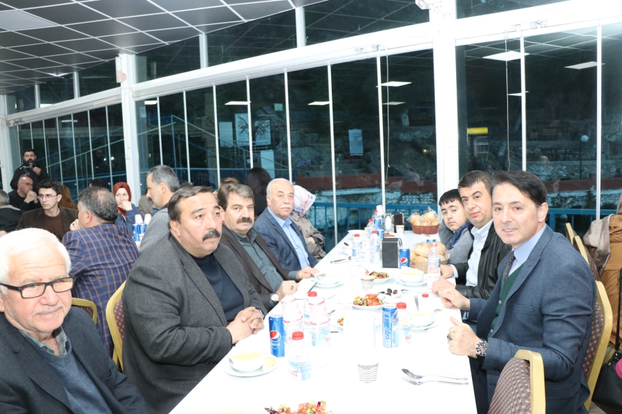 Başkanı Nihat Sarı, emniyet teşkilatı ile iftar da buluştu
