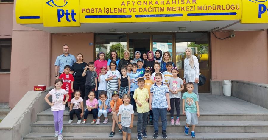 Hoca Ahmet Yesevi İlkokulu Minik öğrencileri PTT’yi gezdi
