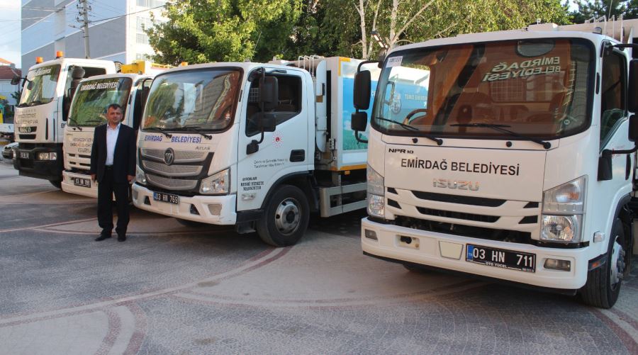 Emirdağ Belediyesi araç filosuna yeni araclar katıldı