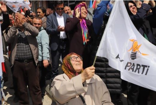 “Muhalefeti seçimden sonra şifalı çamura yatıralım”