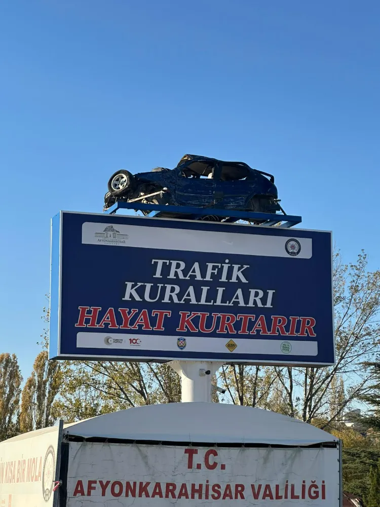 Afyonkarahisar’da Trafik Güvenliği İçin Kazalı Araçlı Farkındalık Çalışması  