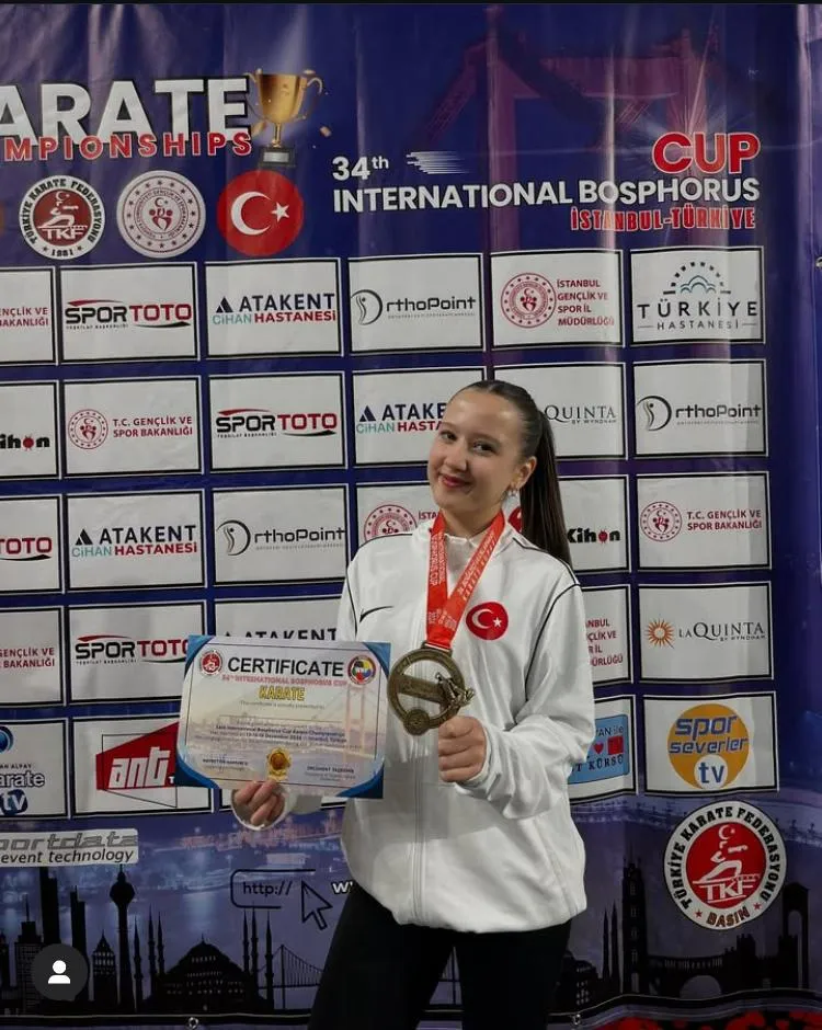 Uluslararası Boğaz İçi Karate Turnuvası’nda Şampiyon Oldu