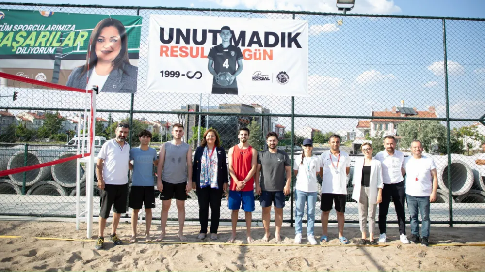 Kum Voleybolu Turnuvası İlk Gününde Anlamlı Anma